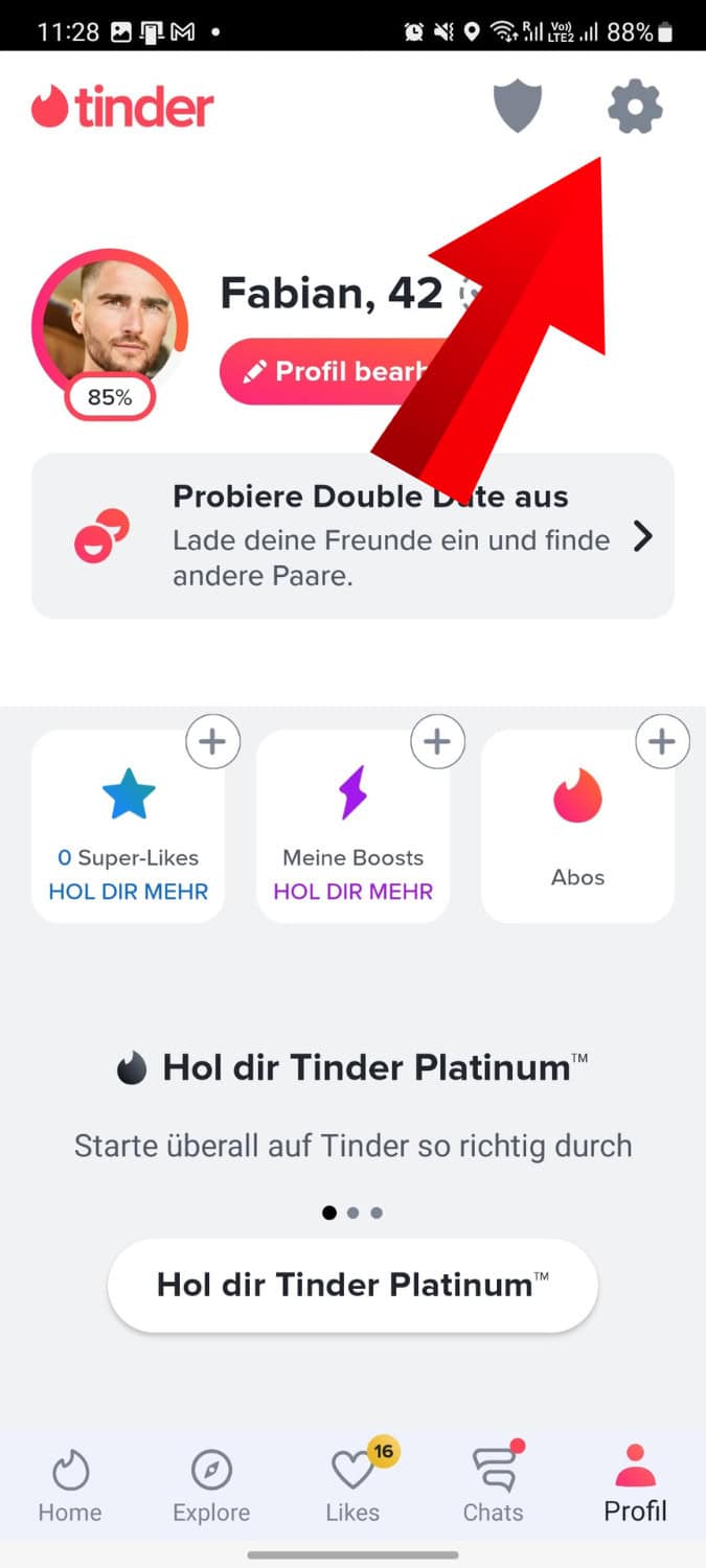 So gelangst du über dein Profil zu den Einstellungen, um dich auf Tinder anzeigen auszuschalten