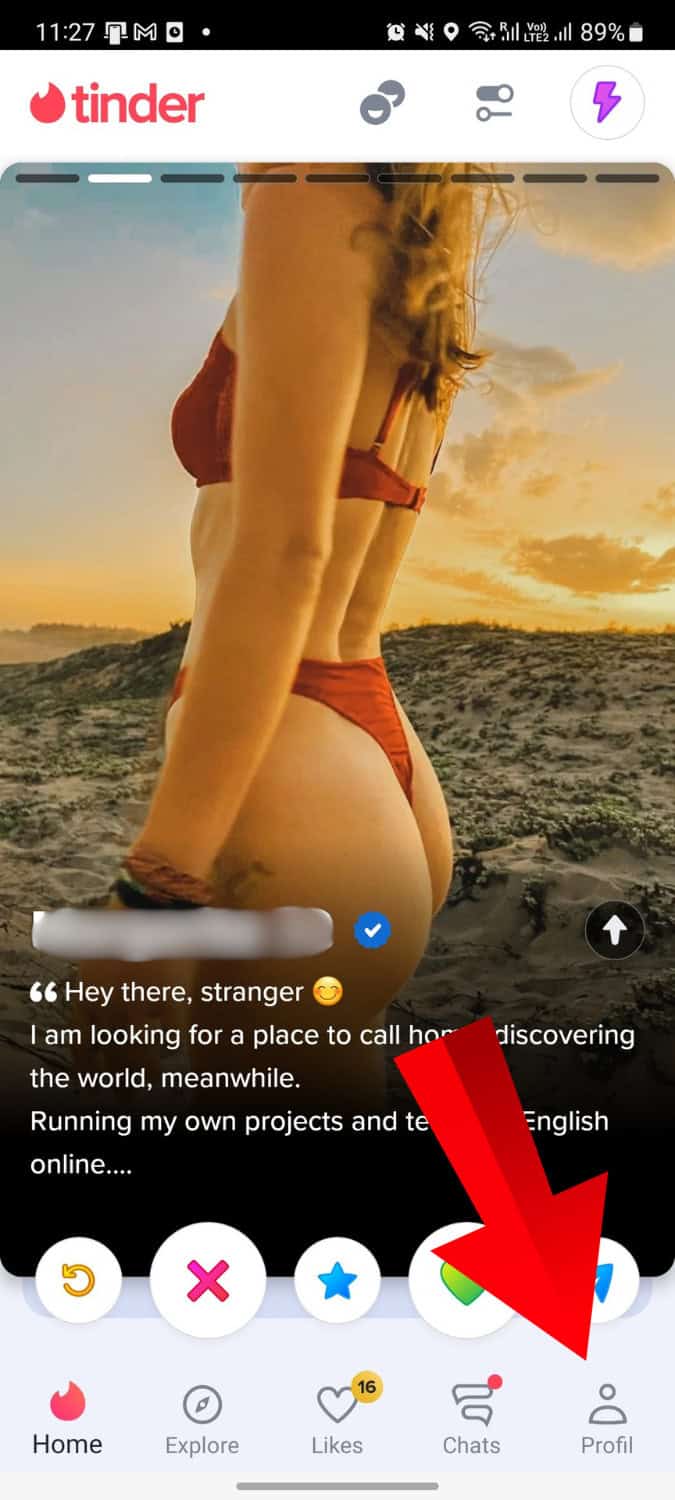 So gelangst du über dein Profil zu den Einstellungen, um dich auf Tinder anzeigen auszuschalten